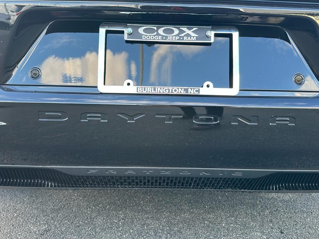 2025 Dodge Charger R/T AWD Daytona photo 5
