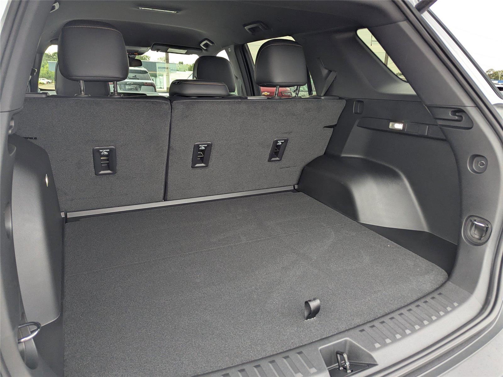 2026 Chevrolet Equinox ACTIV photo 12