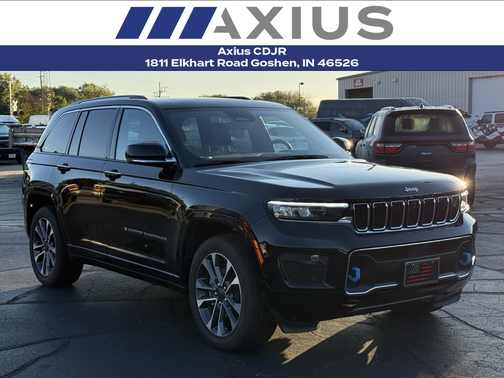 2023 Jeep Grand Cherokee Overland 4xe's photo