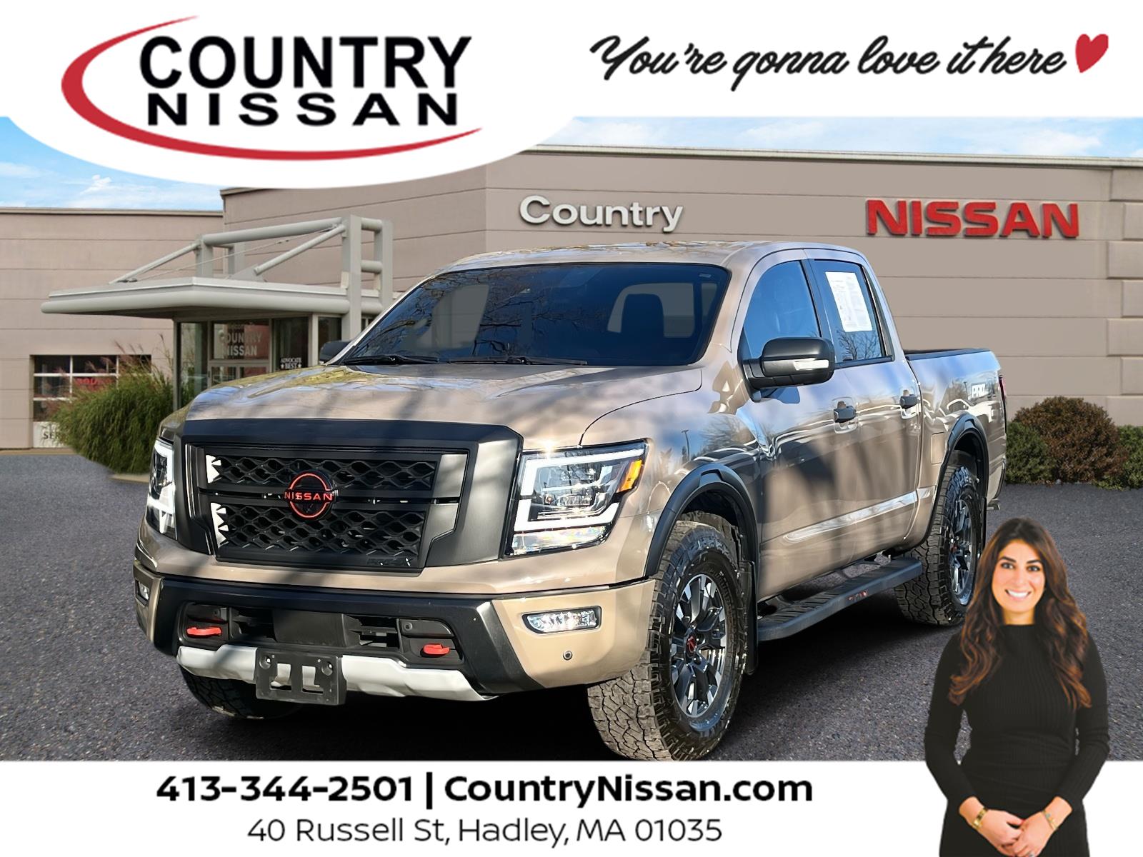 2024 Nissan Titan PRO-4X's photo