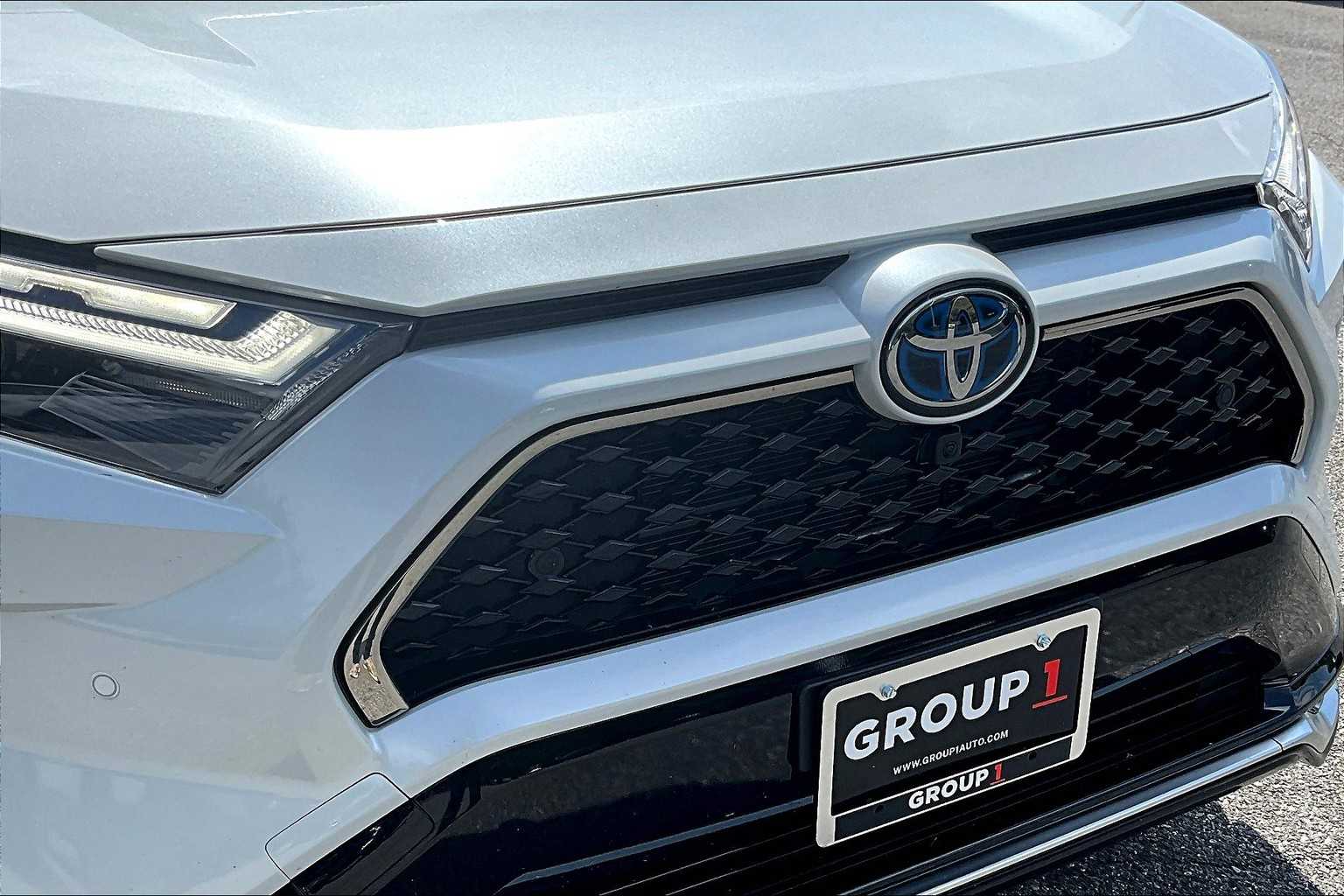 2024 Toyota RAV4 Prime XSE Premium photo 25