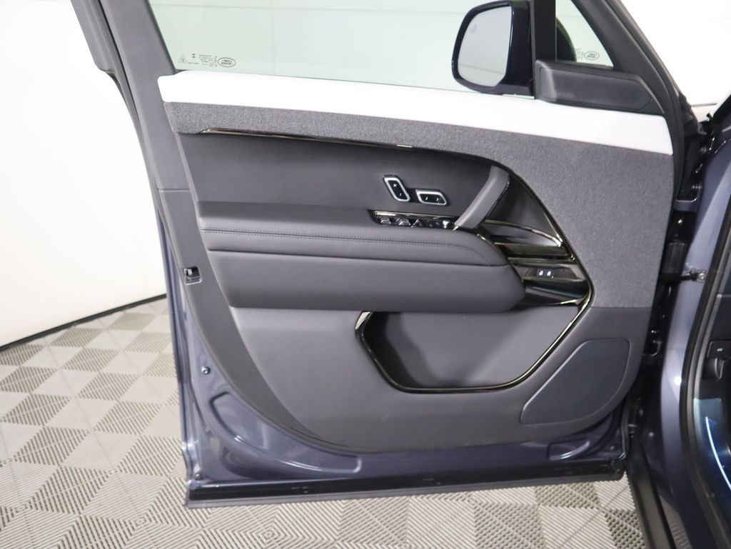 2025 Land Rover Range Rover Sport Autobiography photo 22
