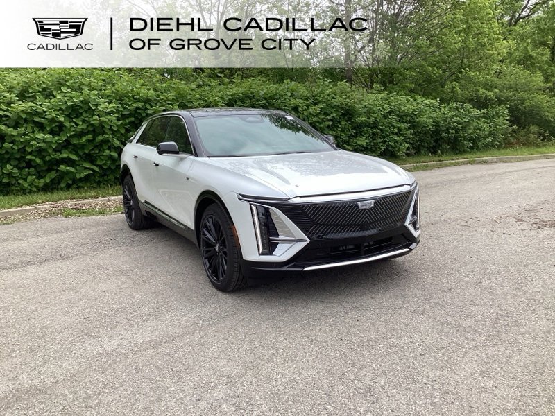 2025 Cadillac LYRIQ Luxury 1's photo