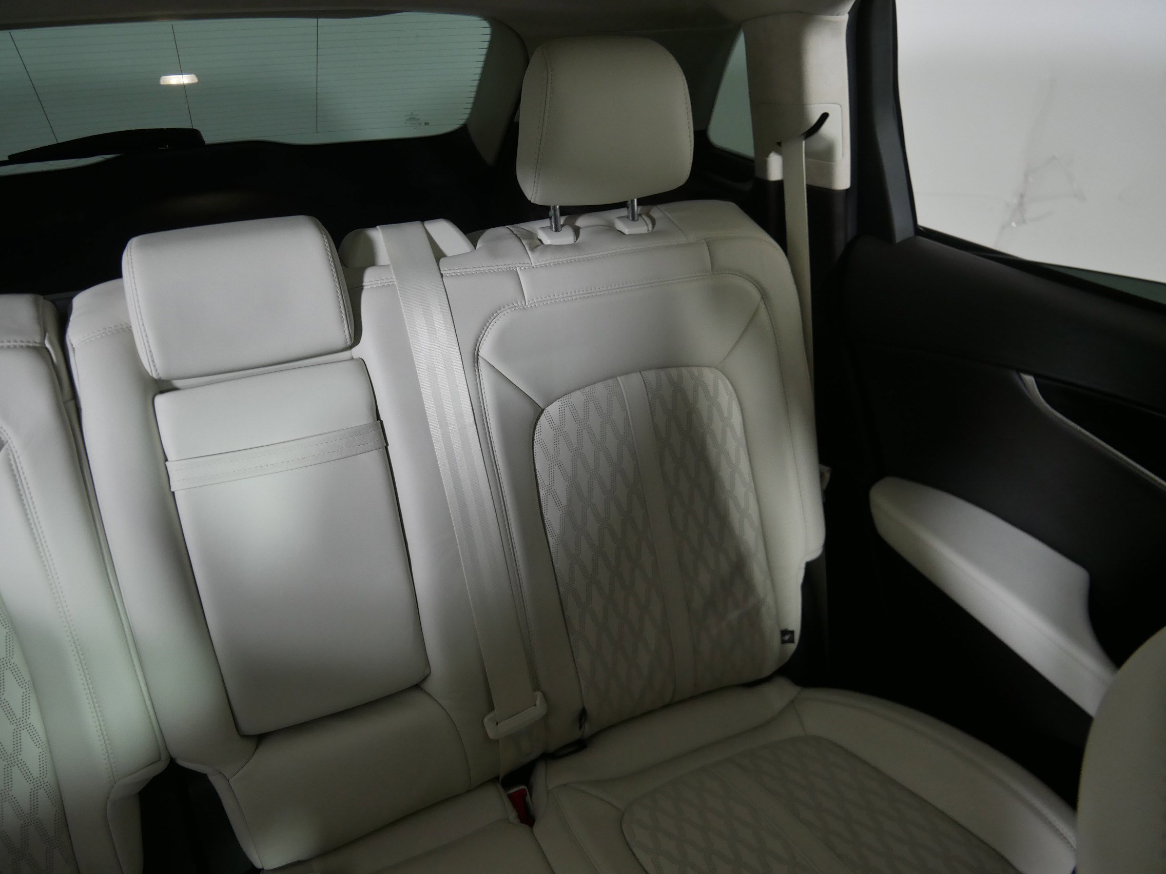 2022 Lincoln Nautilus Black Label photo 14