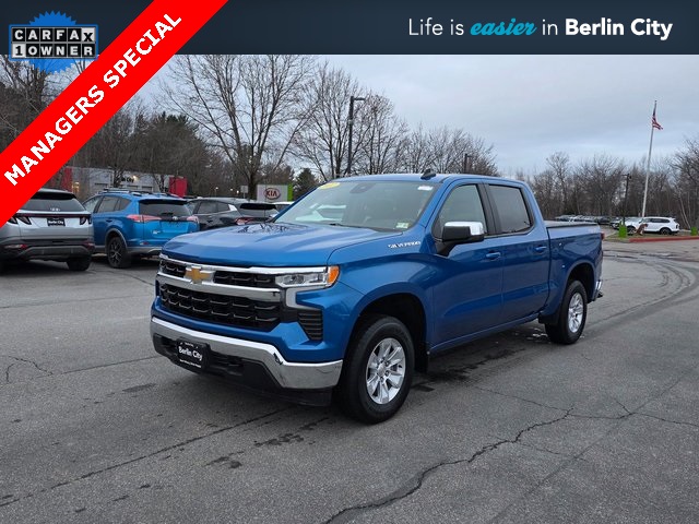 2022 Chevrolet Silverado 1500 LT photo 2