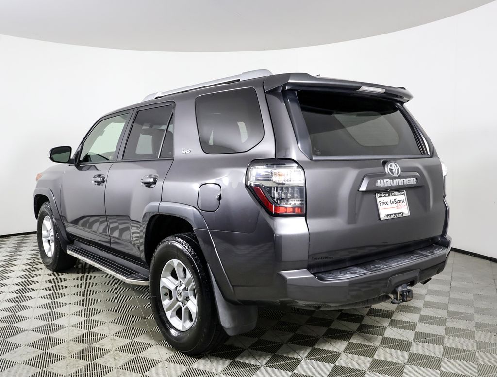 2015 Toyota 4Runner SR5 Premium photo 3