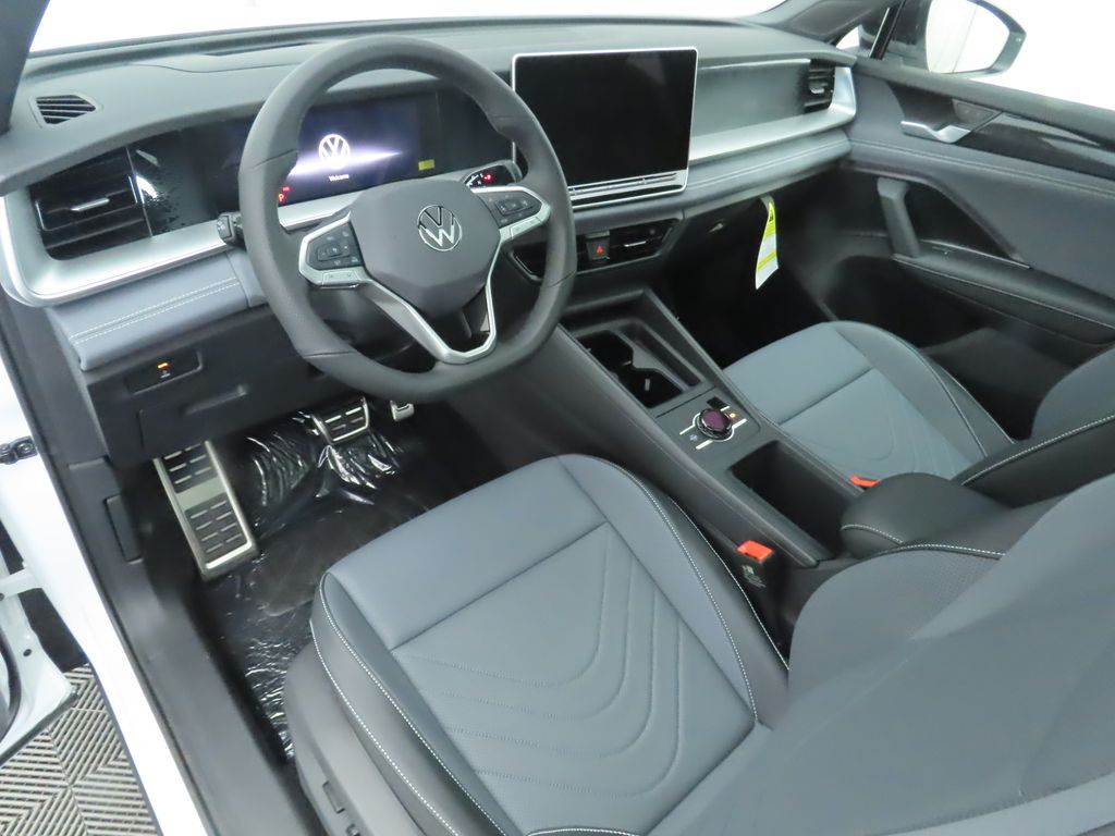 2025 Volkswagen Tiguan SE R-Line Black photo 10