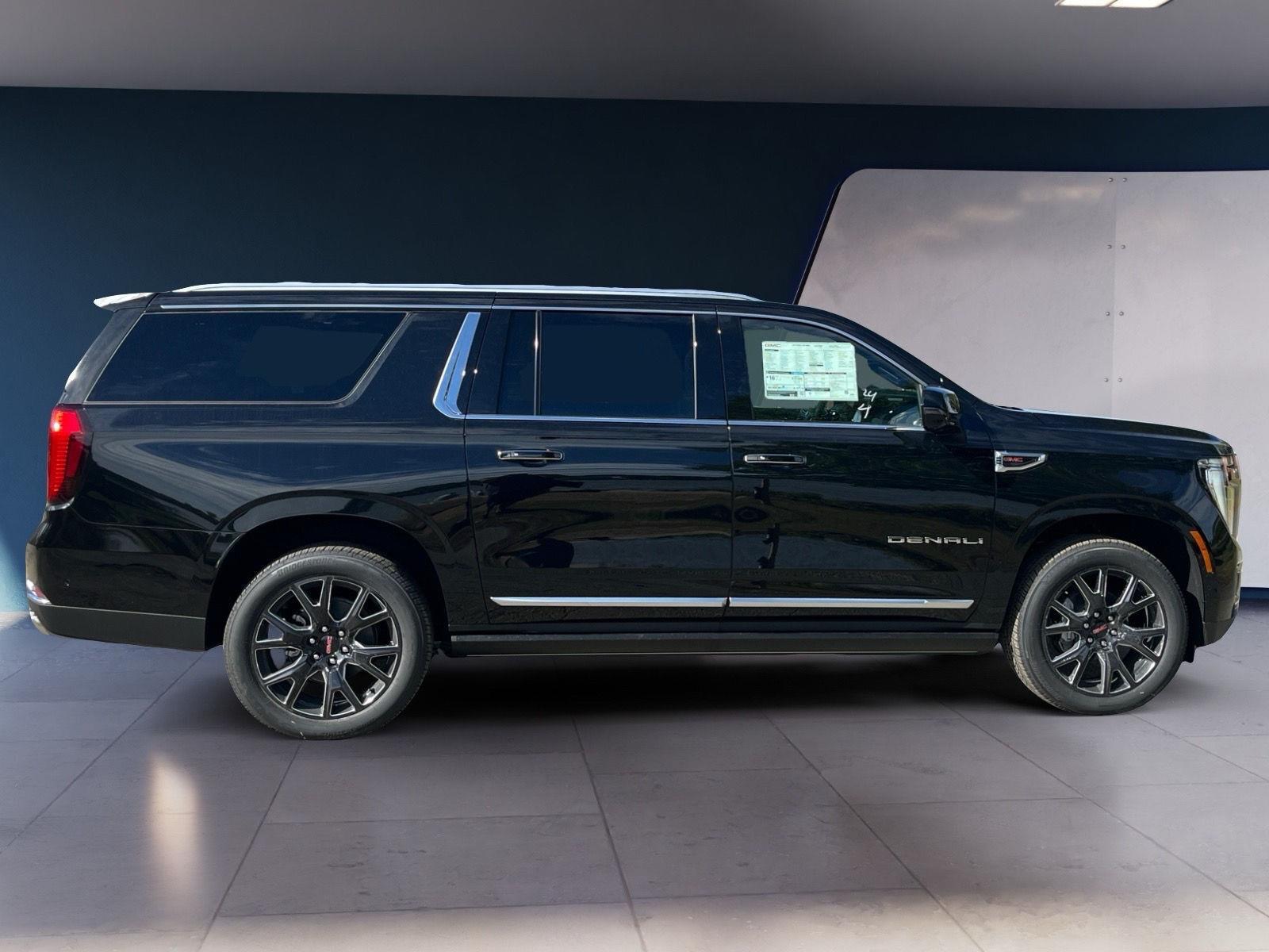 2025 Gmc Yukon XL Denali photo 3