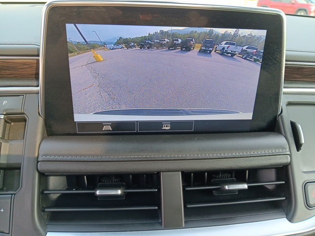 2021 Chevrolet Tahoe Z71 photo 14