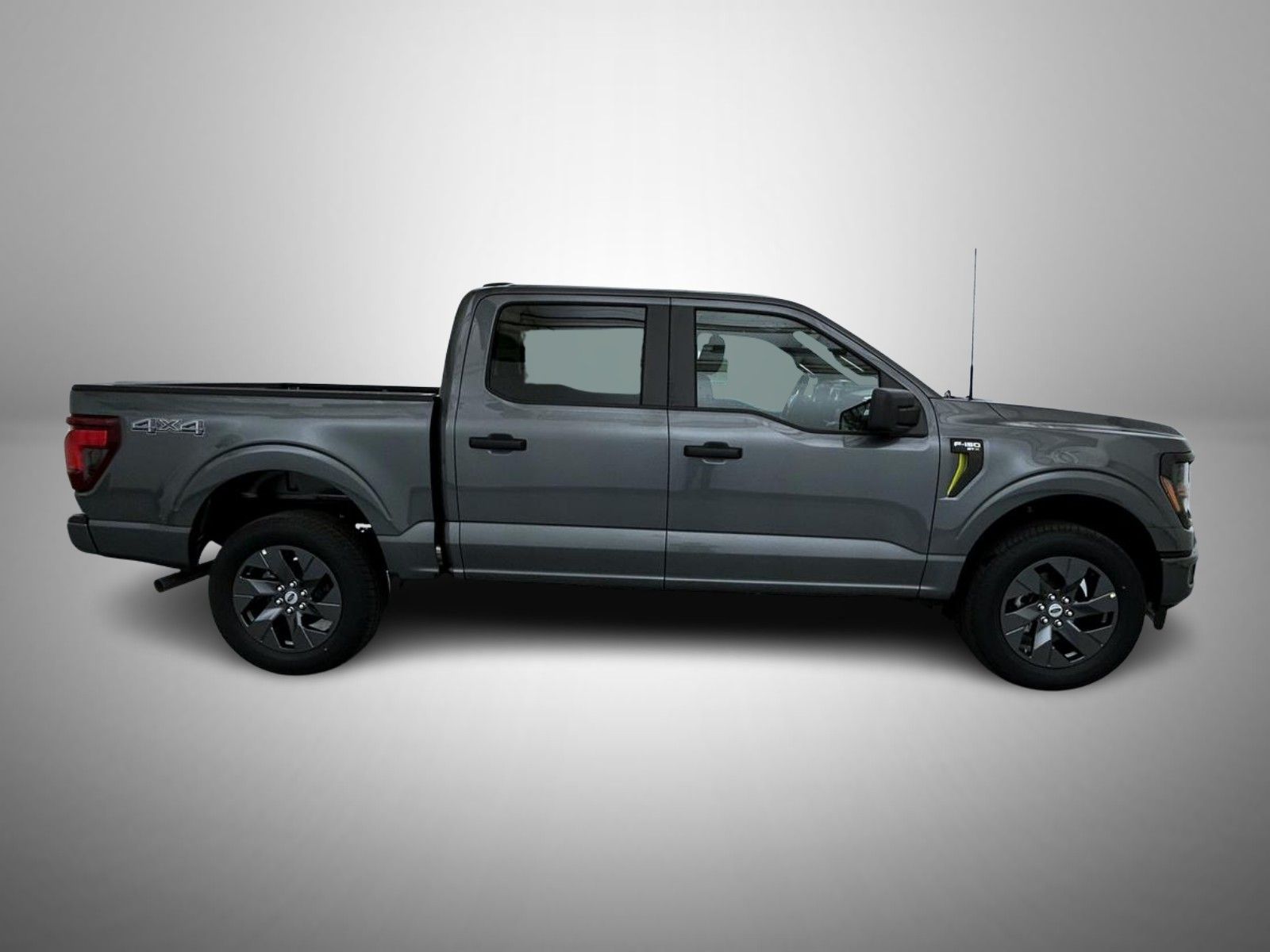 2025 Ford F-150 STX photo 4