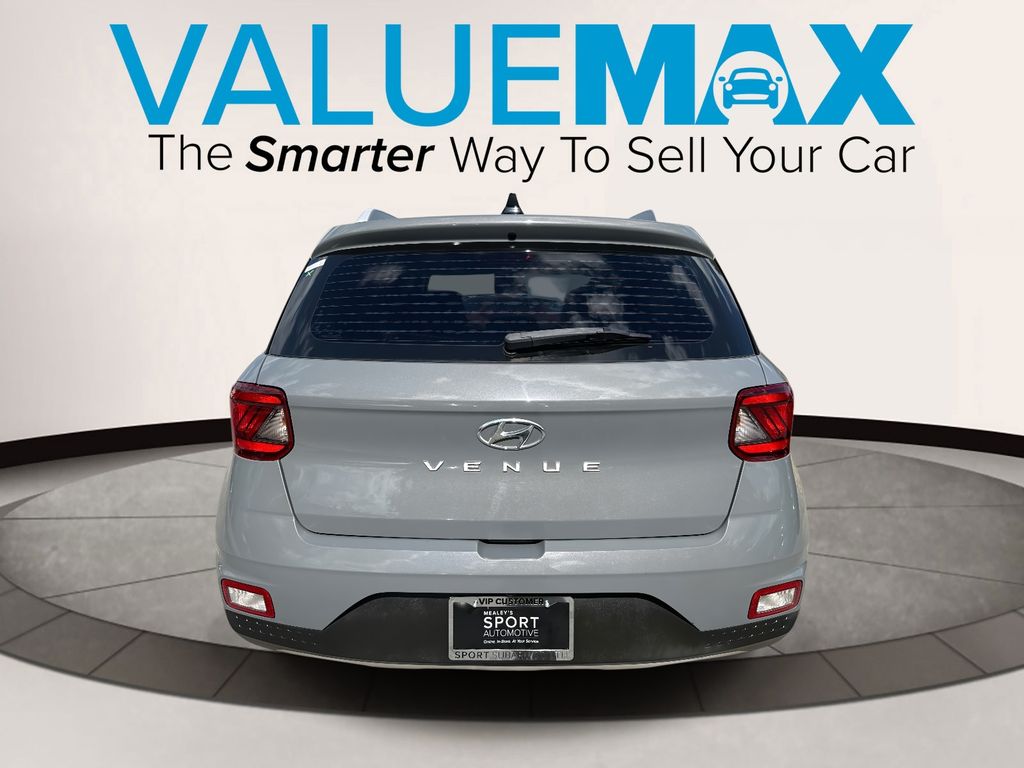 2022 Hyundai Venue SEL Limited photo 4