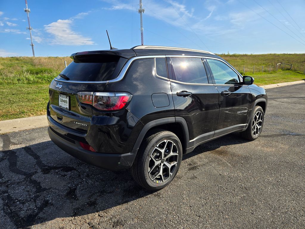 2026 Jeep Compass Limited photo 2