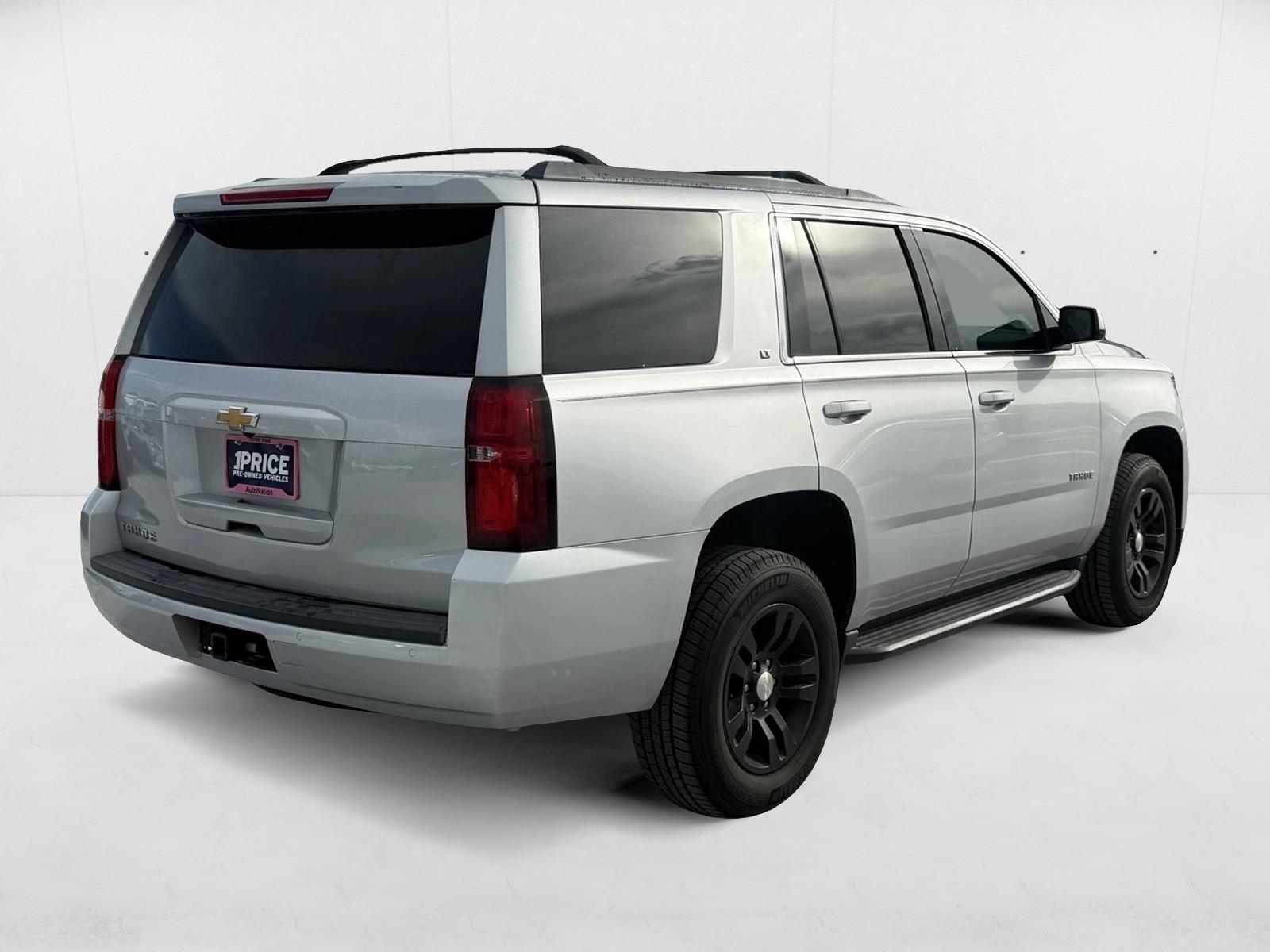 2019 Chevrolet Tahoe LT photo 4