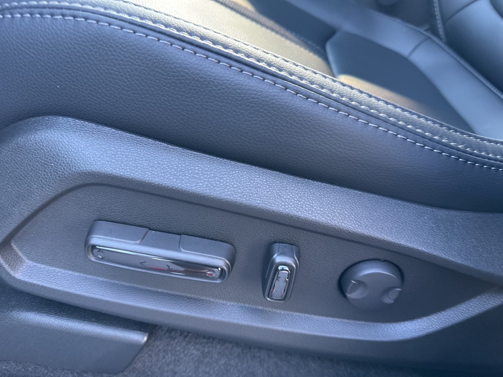 2025 Honda Pilot Touring photo 23