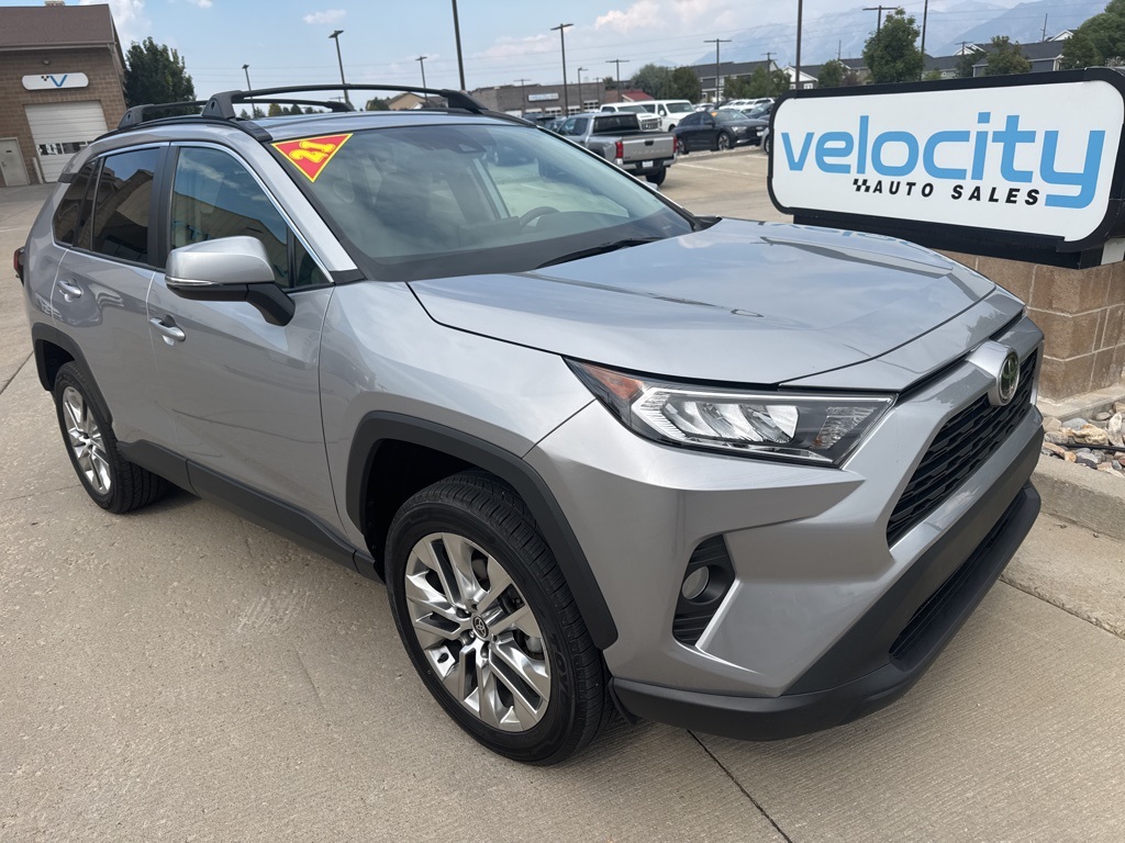 2021 Toyota RAV4 XLE Premium's photo