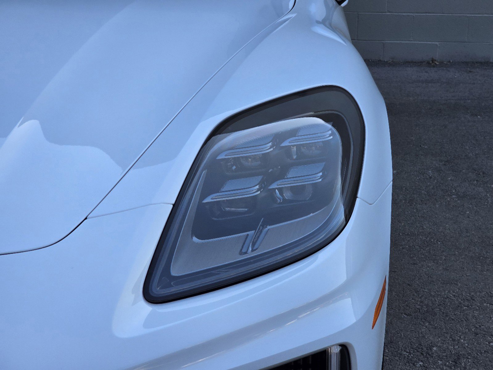 2024 Porsche Panamera 4 photo 12