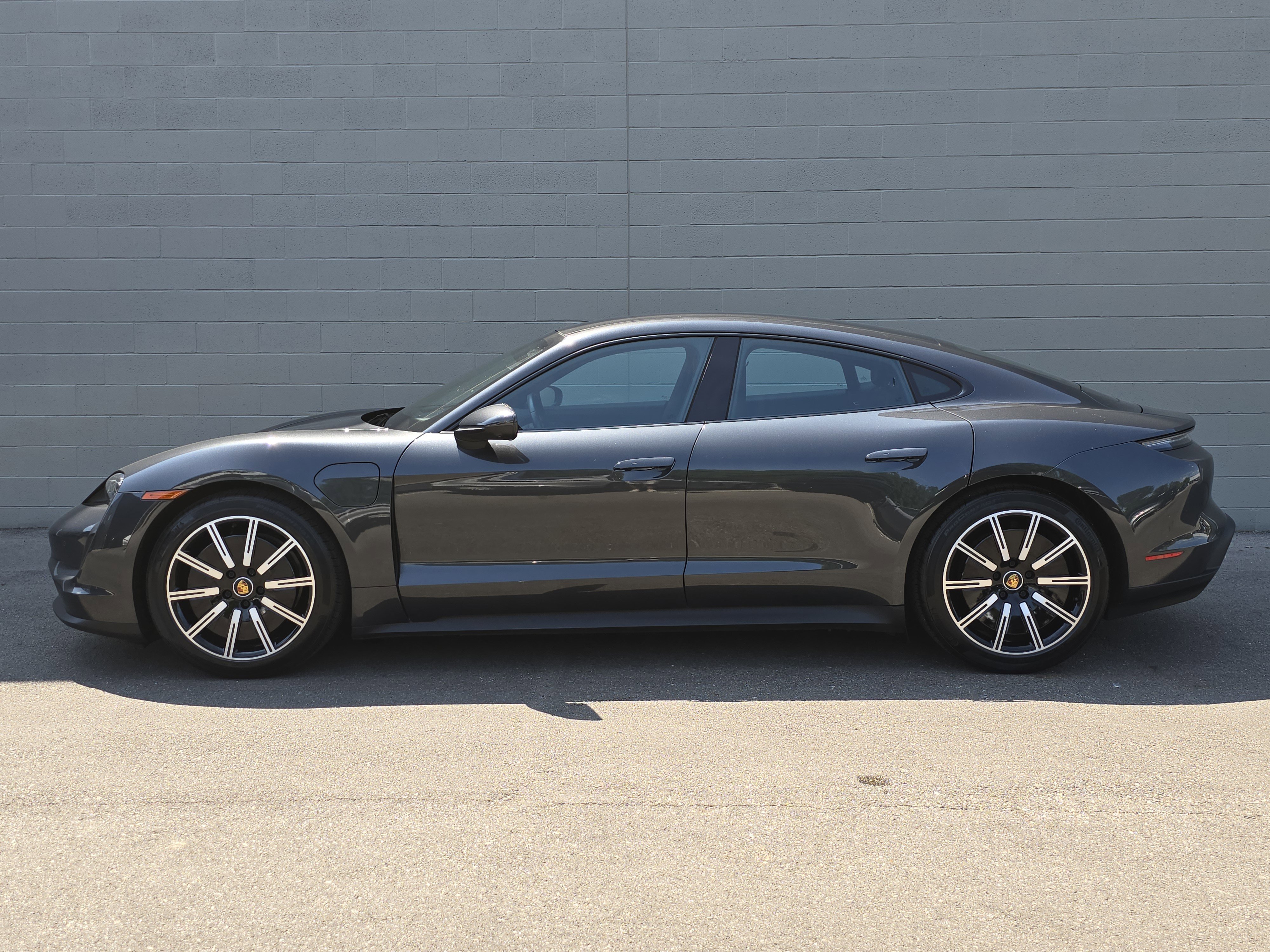Certified 2022 Porsche Taycan Base with VIN WP0AA2Y15NSA11780 for sale in Columbus, OH
