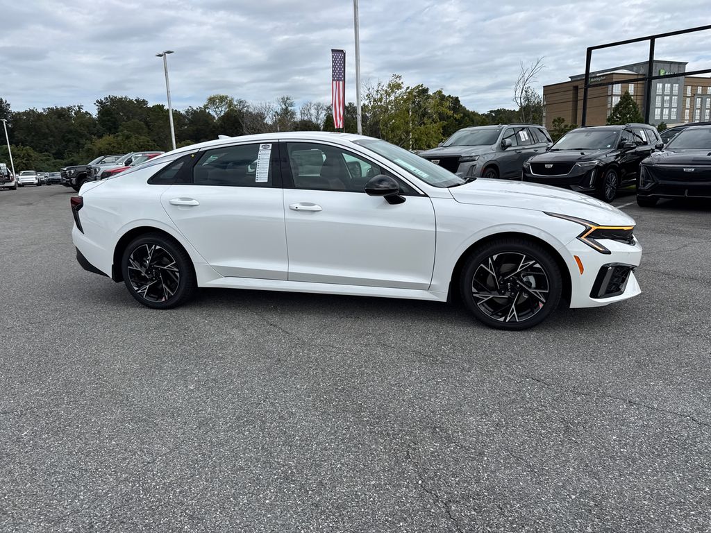 2026 Kia K5 GT-Line photo 2