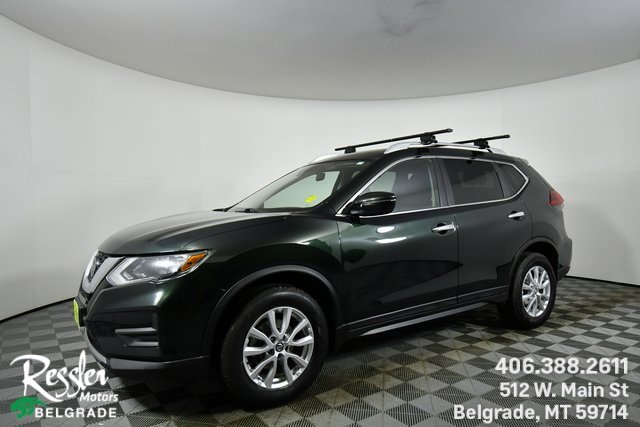 2020 Nissan Rogue SV's photo