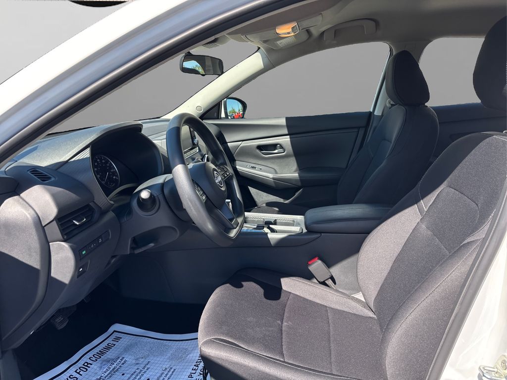 2025 Nissan Sentra S photo 7