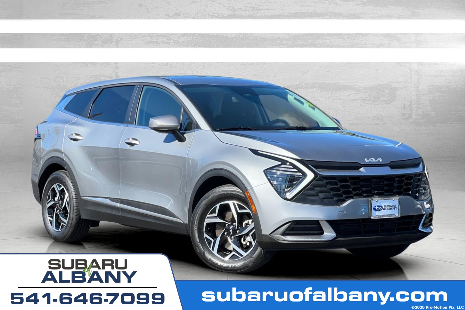 2024 Kia Sportage LX's photo