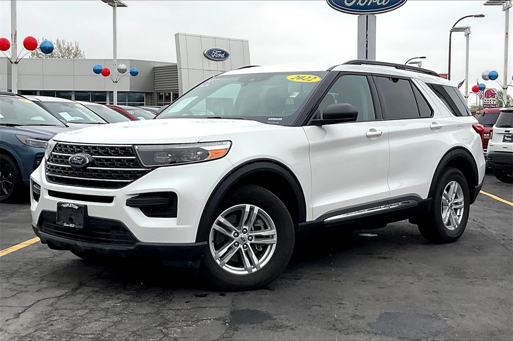 2022 Ford Explorer XLT photo 9