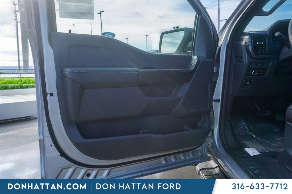 2025 Ford F-150 STX photo 13
