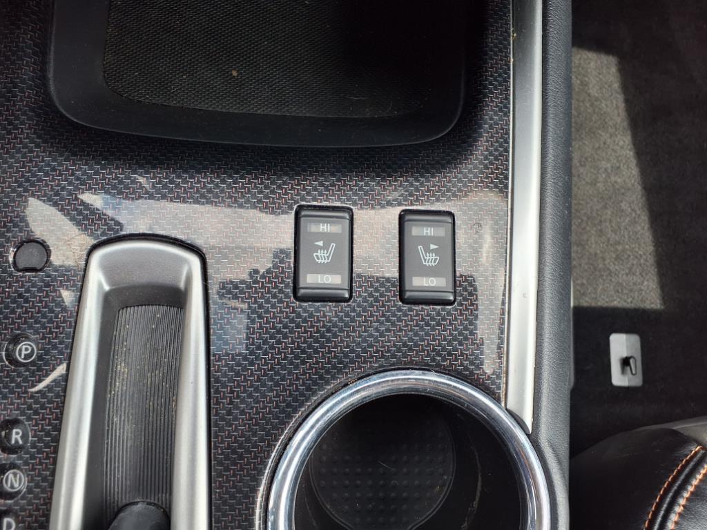 2020 Nissan Pathfinder SL photo 25