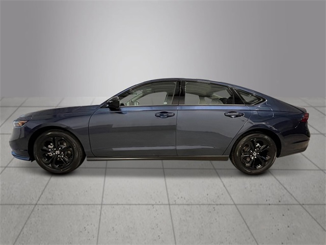 2025 Honda Accord SE photo 2