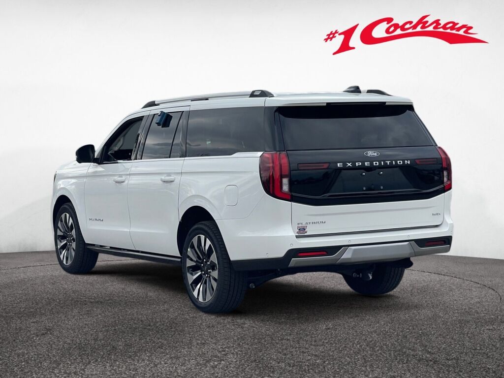 2025 Ford Expedition MAX Platinum photo 4