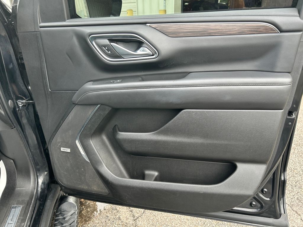 2022 Chevrolet Suburban Z71 photo 22