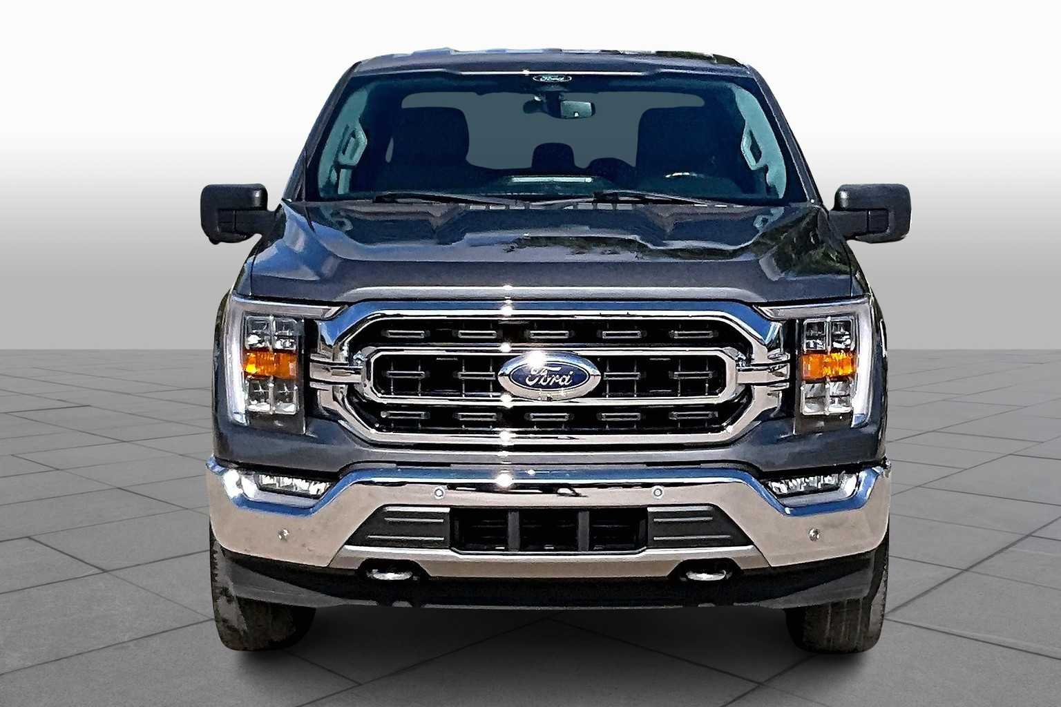 2021 Ford F-150 XLT photo 4