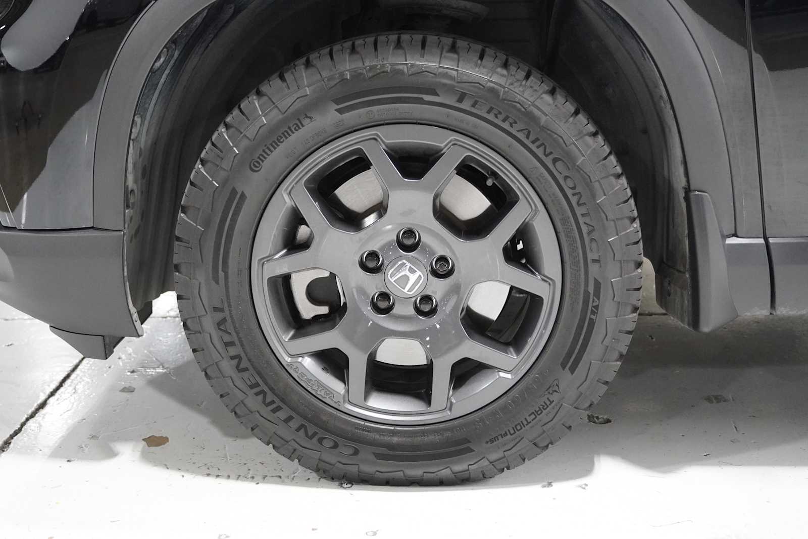 2024 Honda Pilot TrailSport photo 8