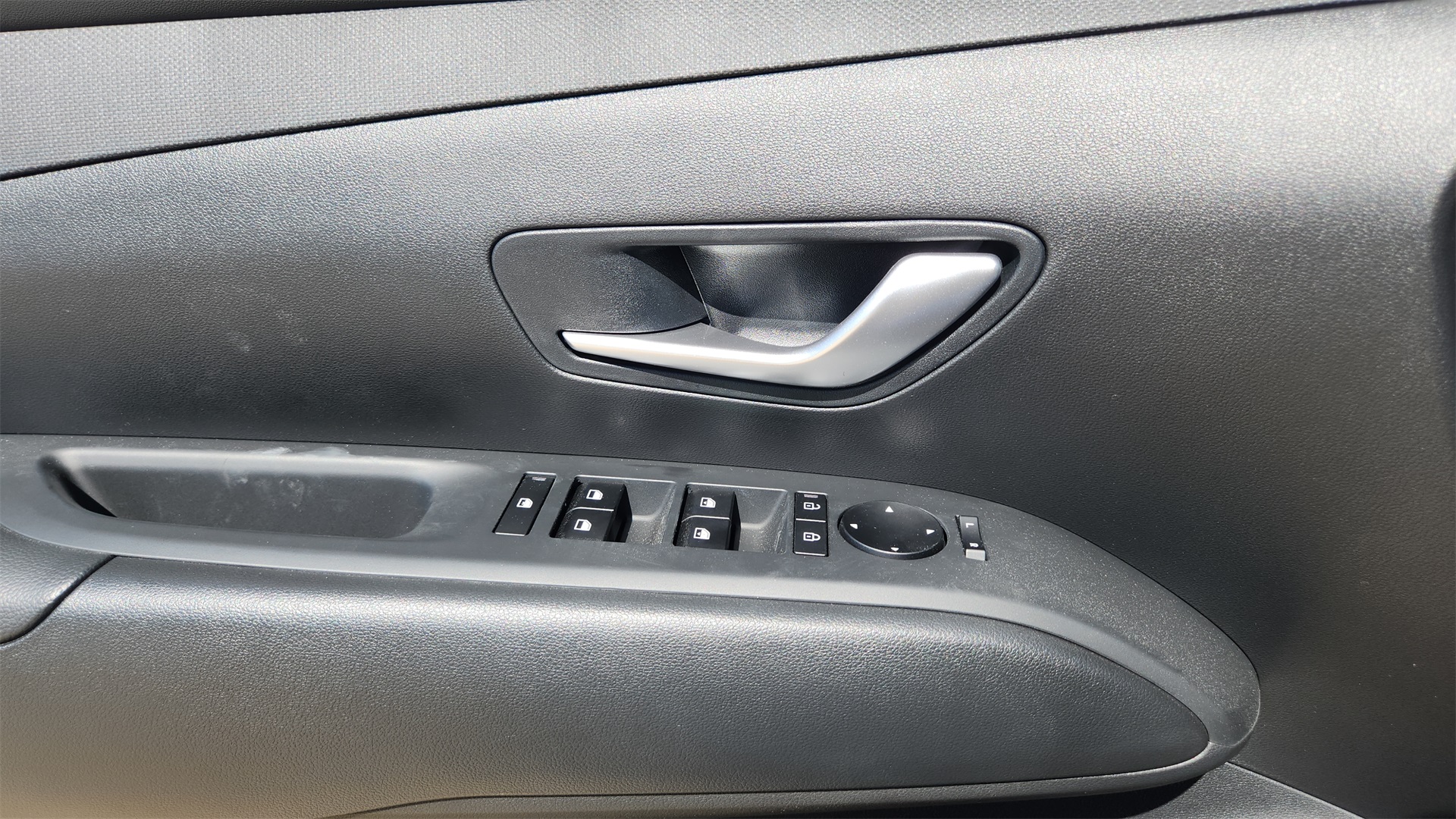 2025 Hyundai Tucson Hybrid SEL Convenience photo 15