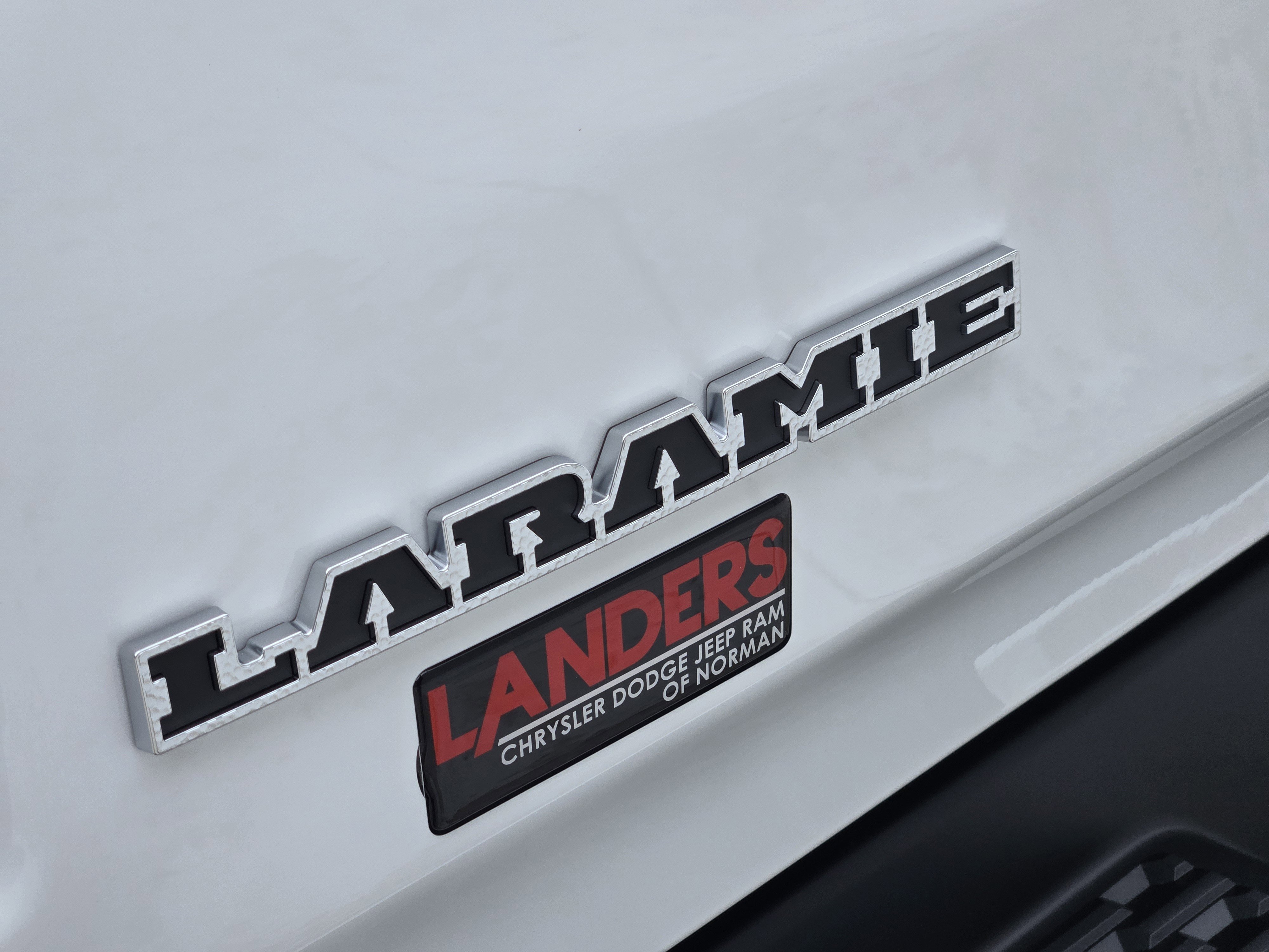 2026 Ram 1500 Laramie photo 3