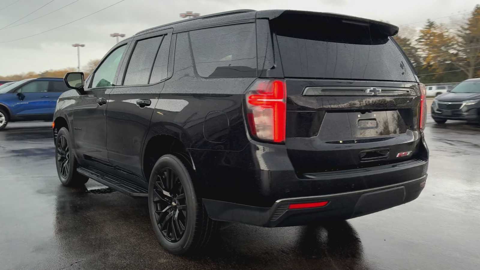 2021 Chevrolet Tahoe RST photo 3