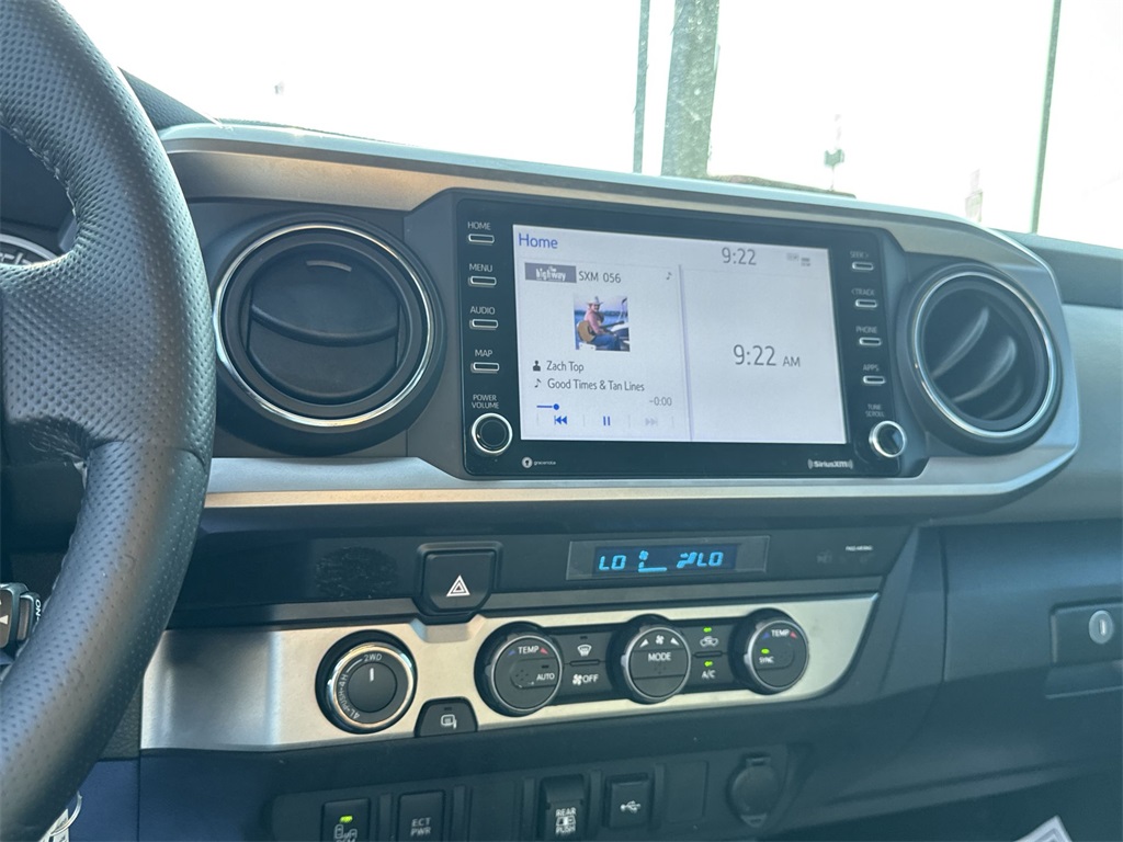 2022 Toyota Tacoma SR5 photo 22