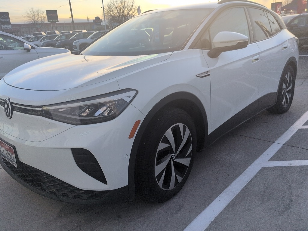 2023 Volkswagen ID.4 PRO's photo