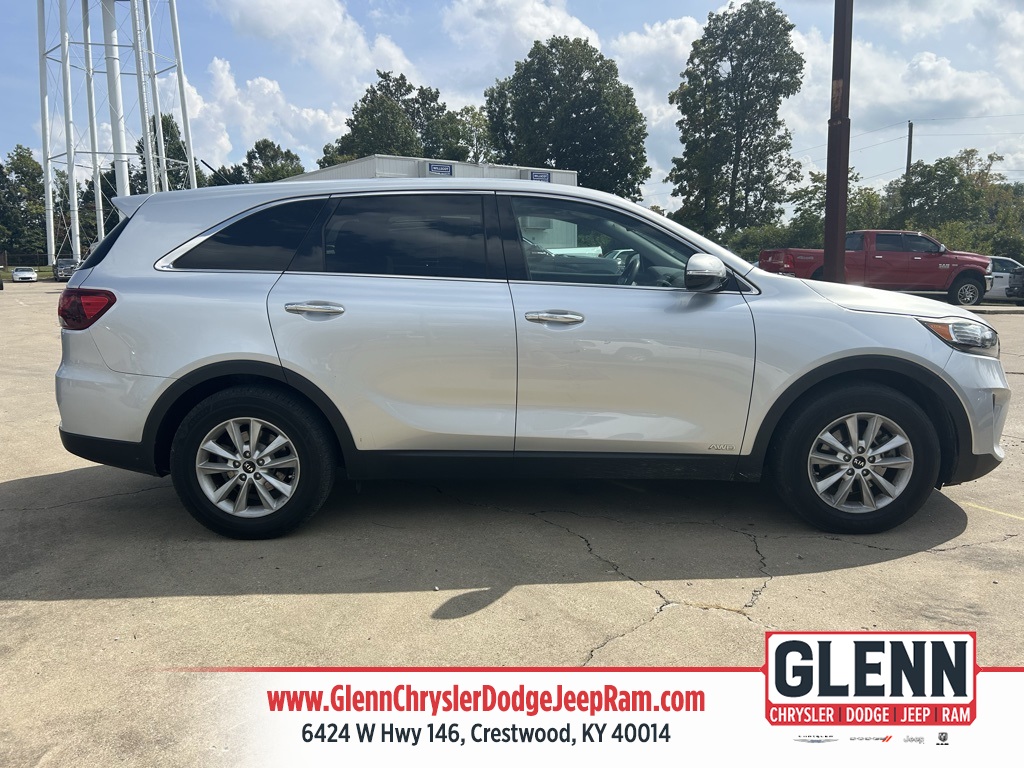2019 Kia Sorento LX photo 5
