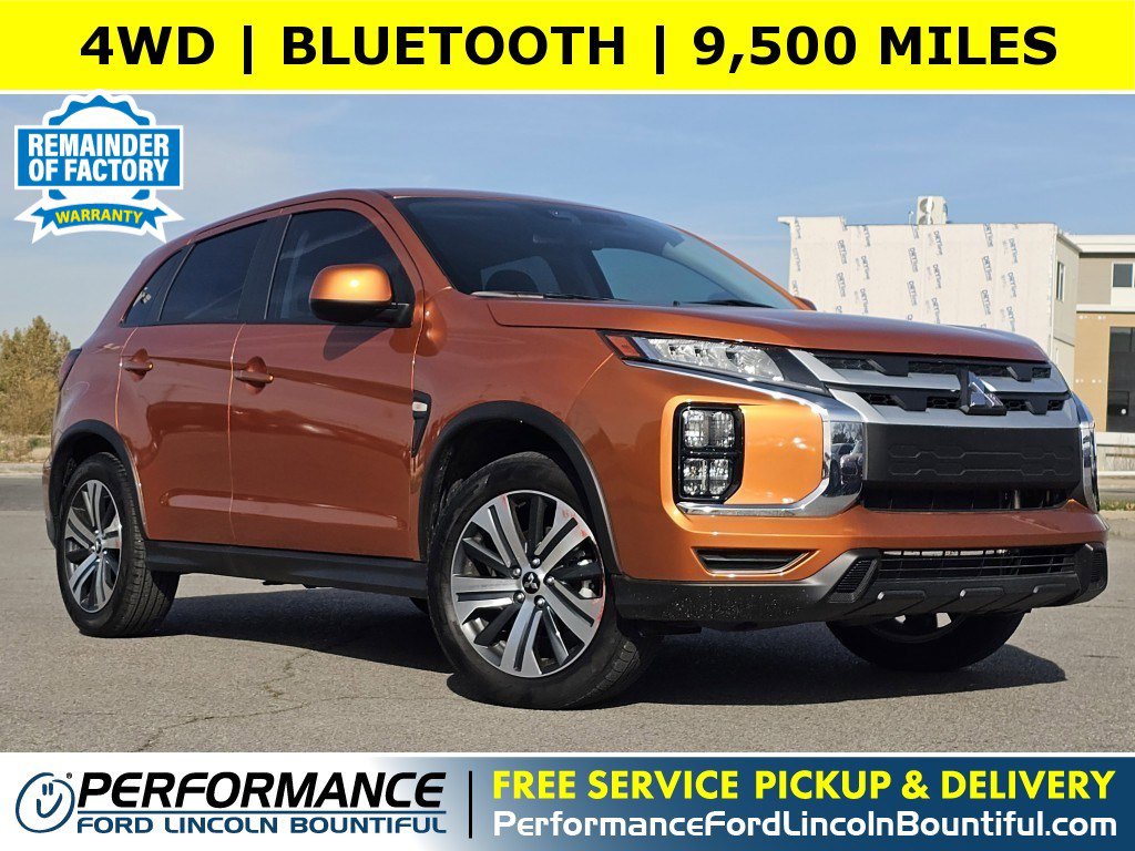 2024 Mitsubishi Outlander Sport ES's photo