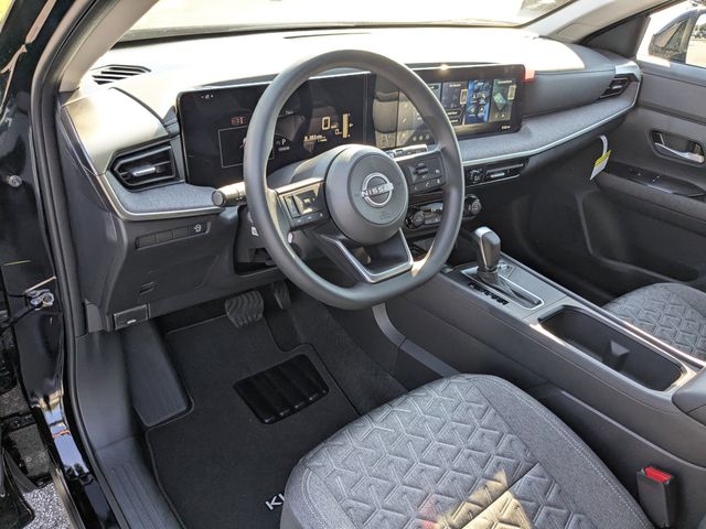 2026 Nissan Kicks SV photo 12
