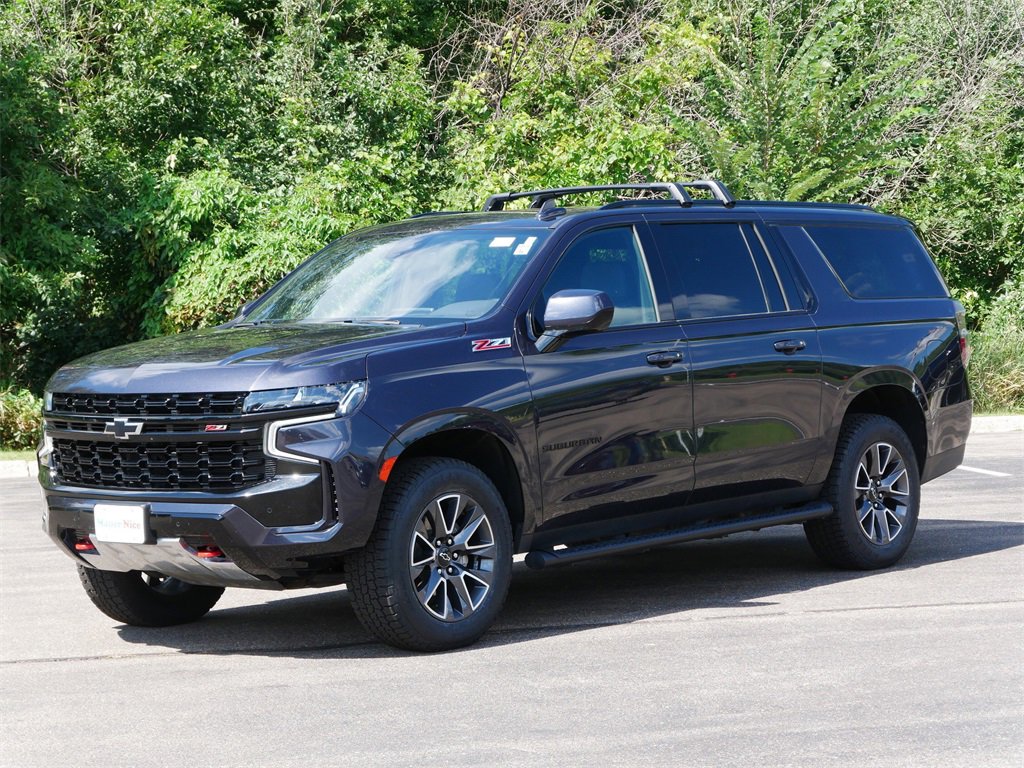 2024 Chevrolet Suburban Z71 photo 3