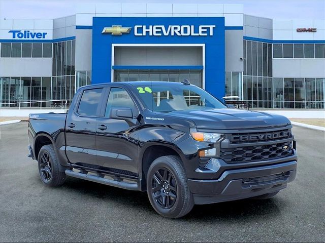 2024 Chevrolet Silverado 1500 Custom photo 2
