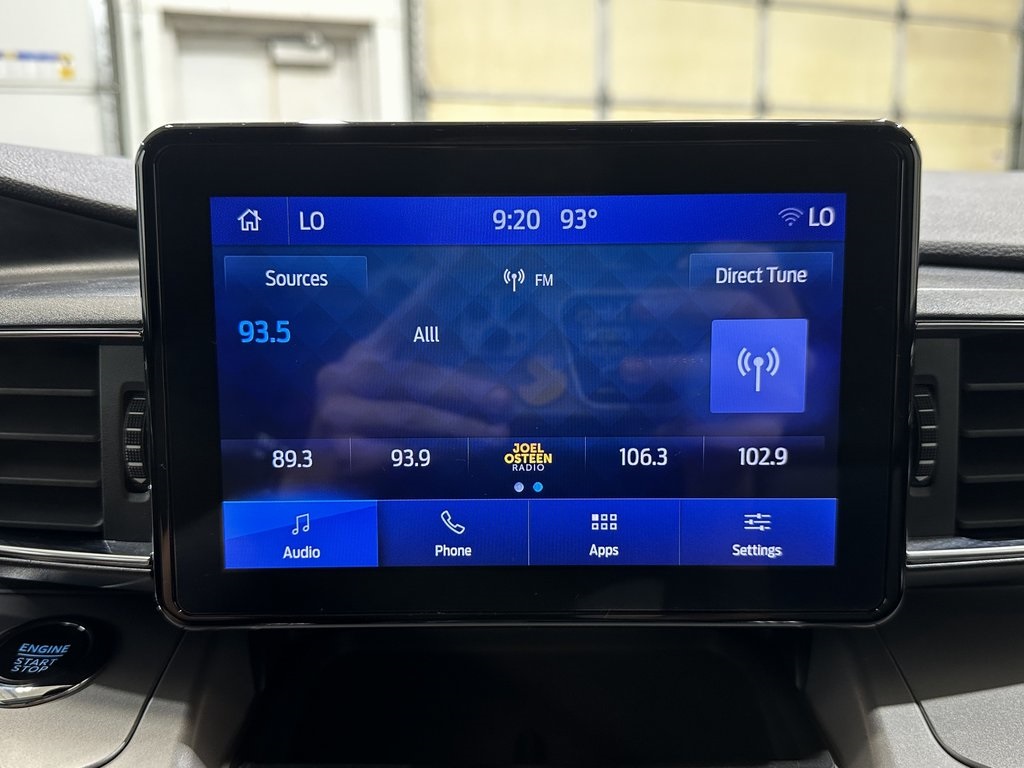 2024 Ford Explorer XLT photo 18
