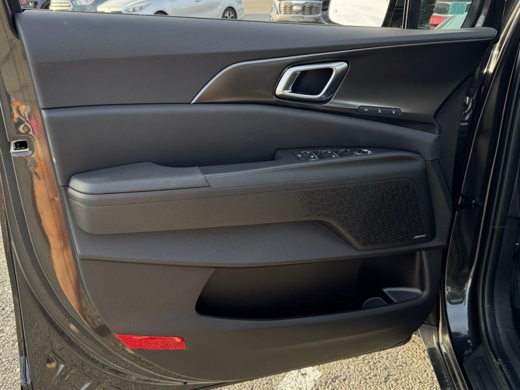 2025 Kia Carnival SX Prestige photo 21