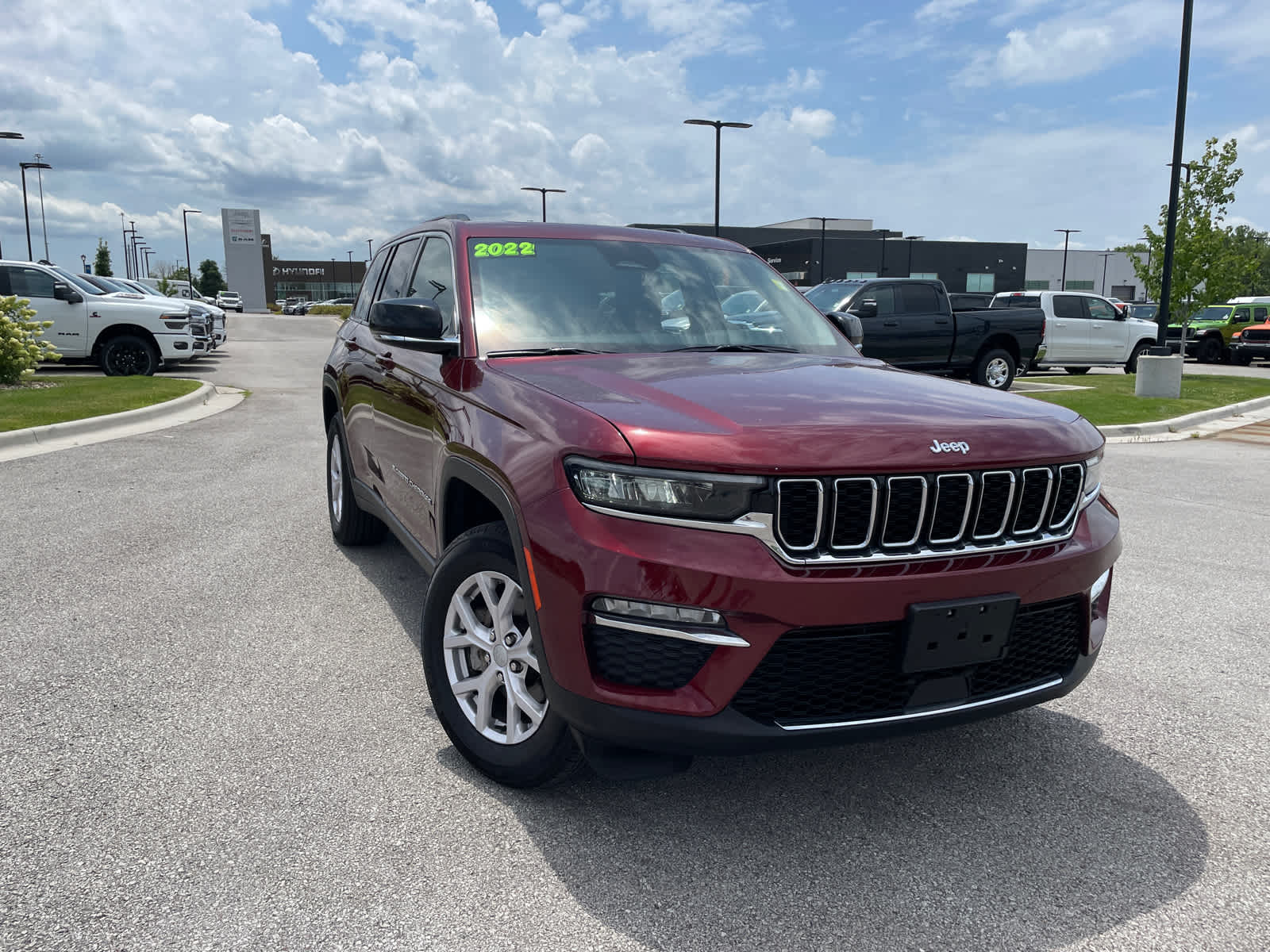Used 2022 Jeep Grand Cherokee Limited with VIN 1C4RJHBG0N8569842 for sale in Kansas City
