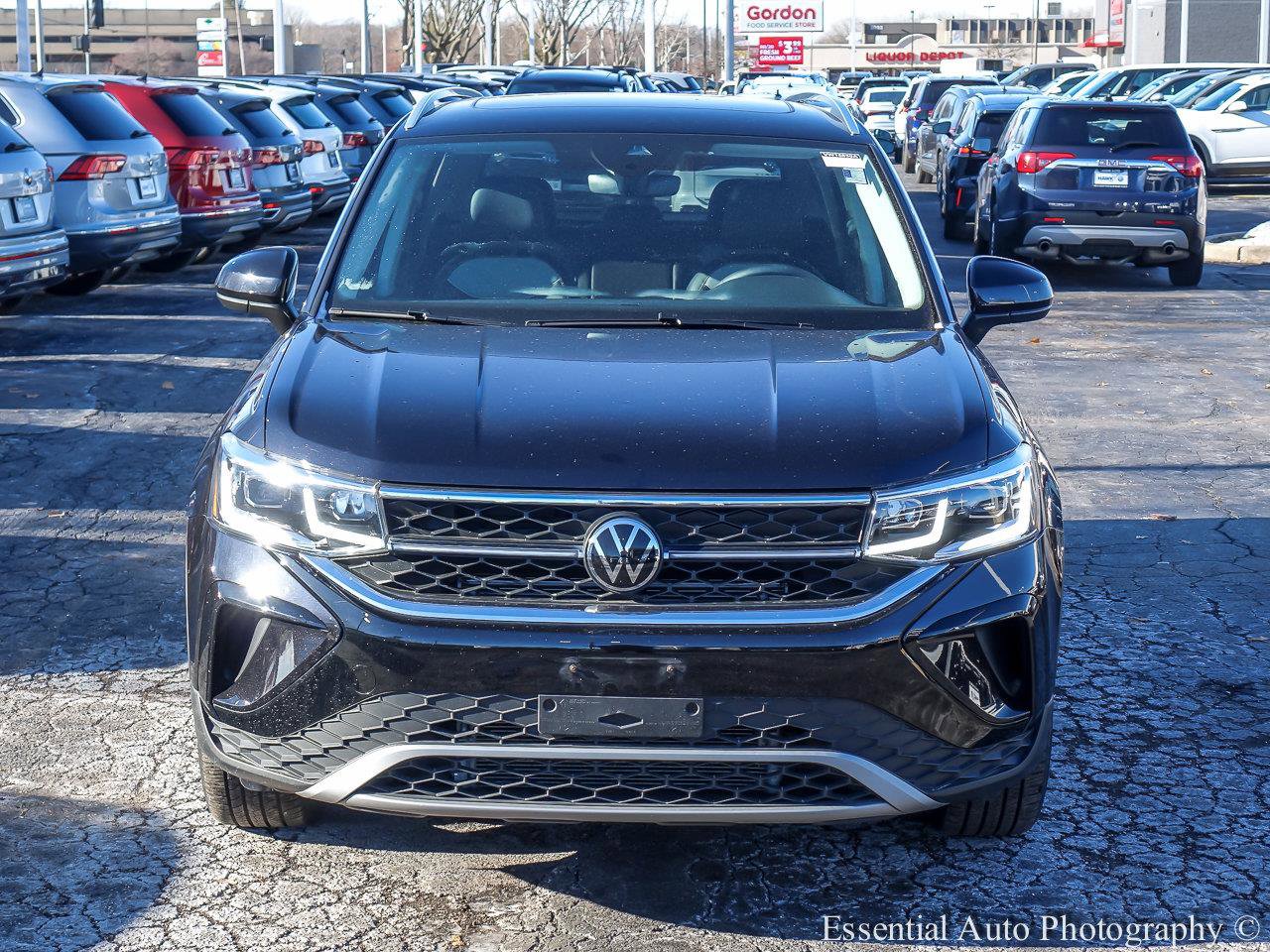 2023 VOLKSWAGEN TAOS - Image 1