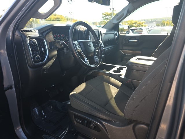 2021 Chevrolet Silverado 1500 RST photo 11