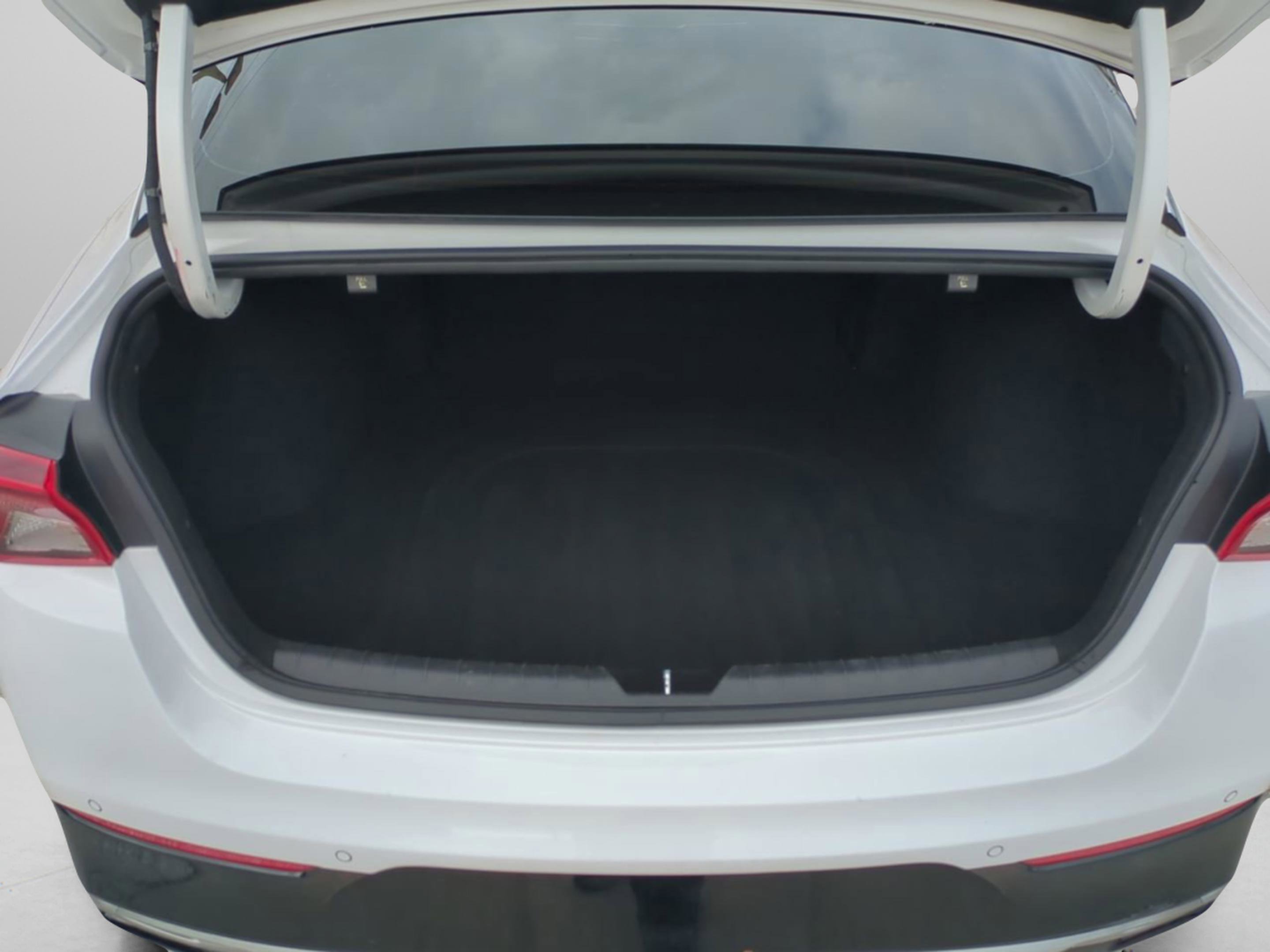 2021 Kia K5 EX photo 12
