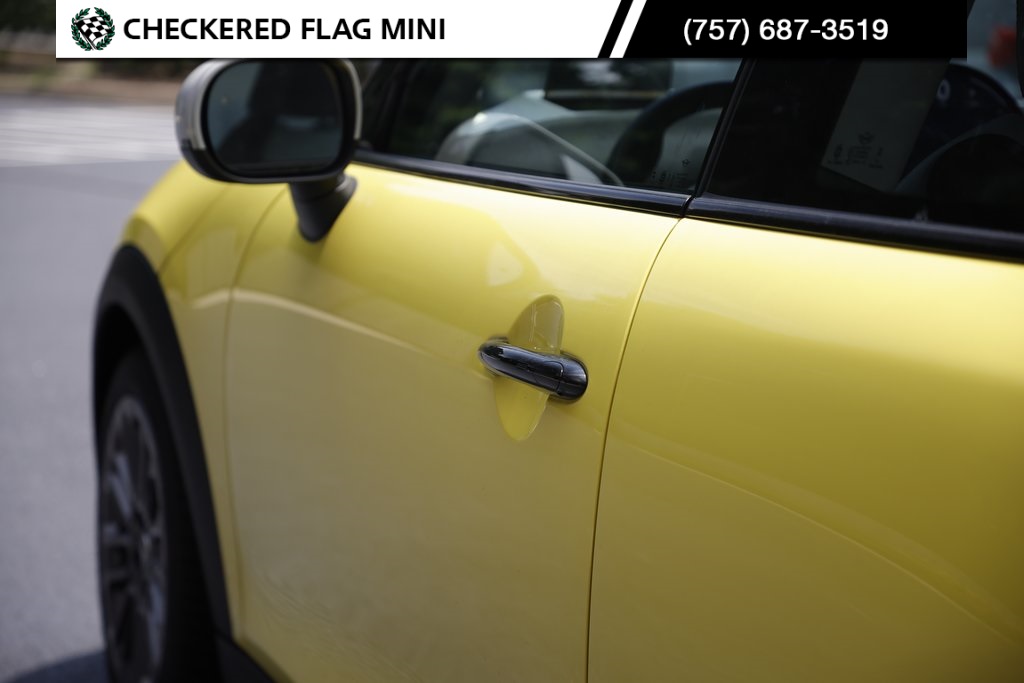 2025 Mini Cooper Hardtop S photo 13